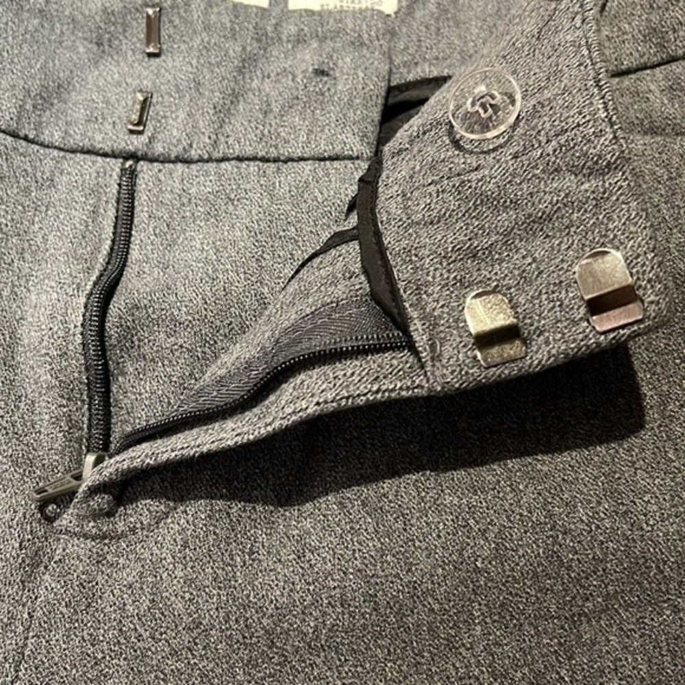 Perfect Condition Grey Stretch Cropped Slacks Size 2