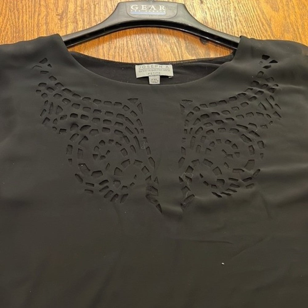 Joseph A Black Cropped Blouse with Cut-outs size Petite XL