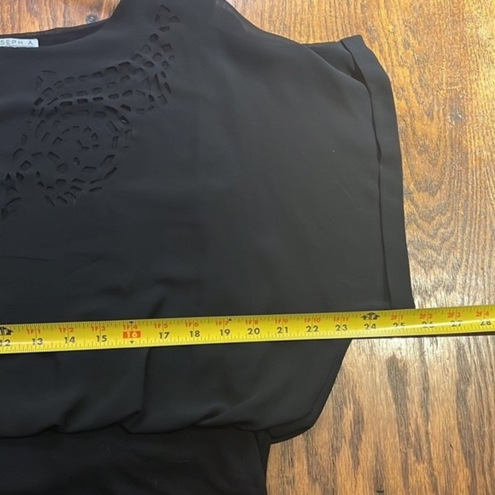 Joseph A Black Cropped Blouse with Cut-outs size Petite XL