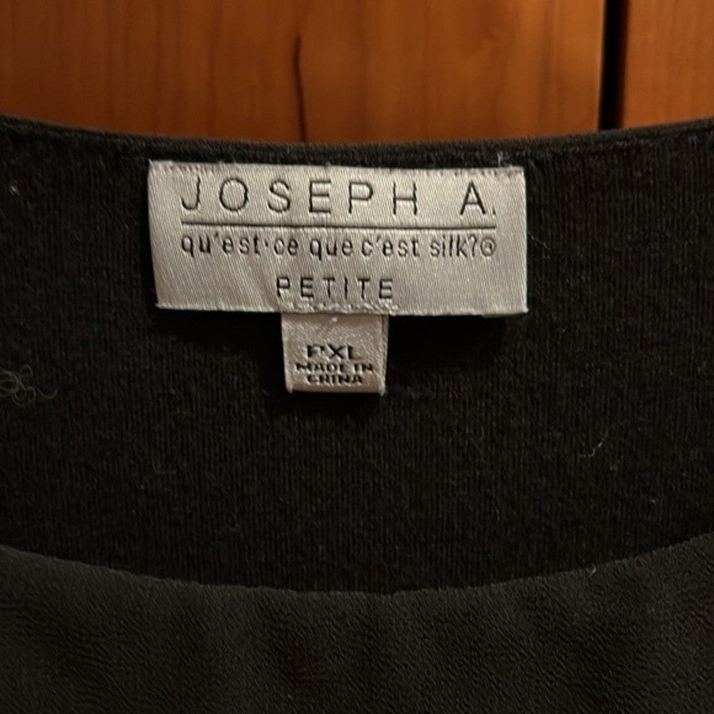 Joseph A Black Cropped Blouse with Cut-outs size Petite XL