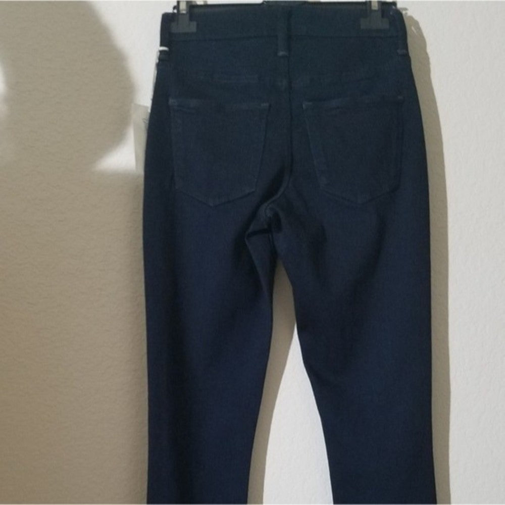 NWT Universal Thread Dark Wash Jeans Size 00 Regular