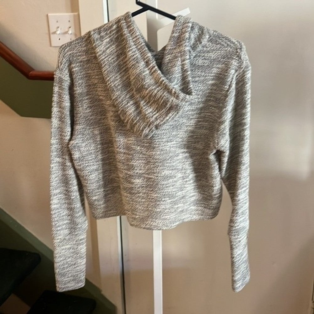 Brandy Melville Dolman Sleeved Grey Cropped Hoodie