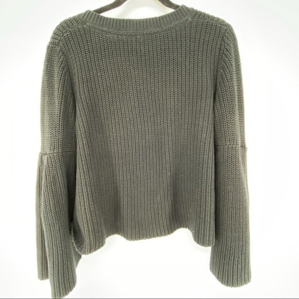 NWOT Free People V Neck Bell Sleeve Cableknit Sweater Damsel Brown/olive size M