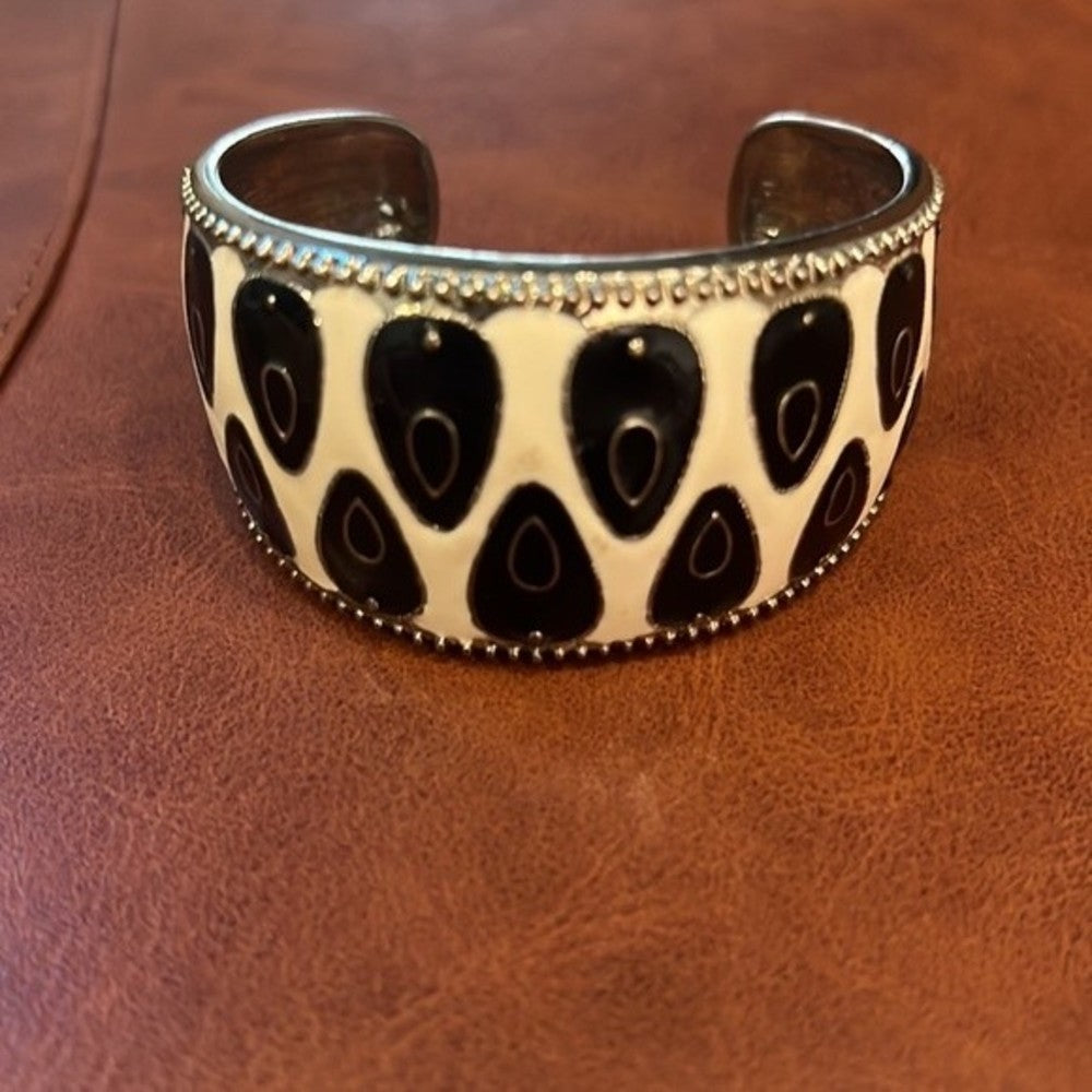 Vintage Black and White Enamel Cuff Bracelet