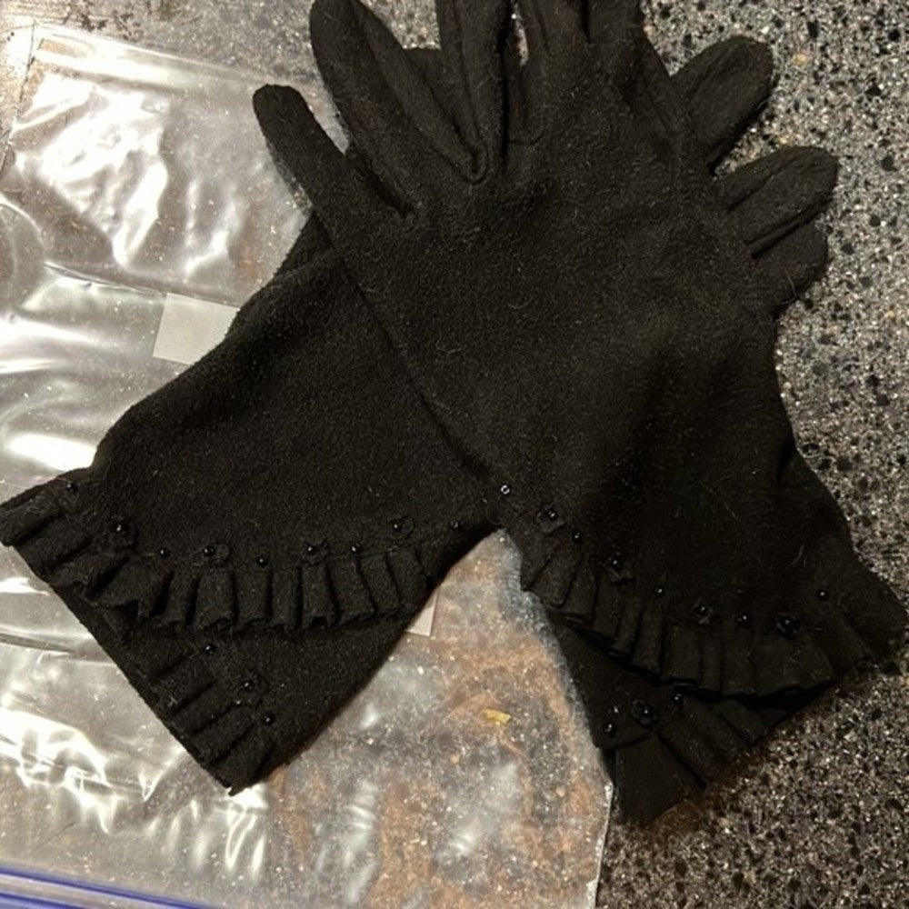 Vintage Black Embellished Gloves