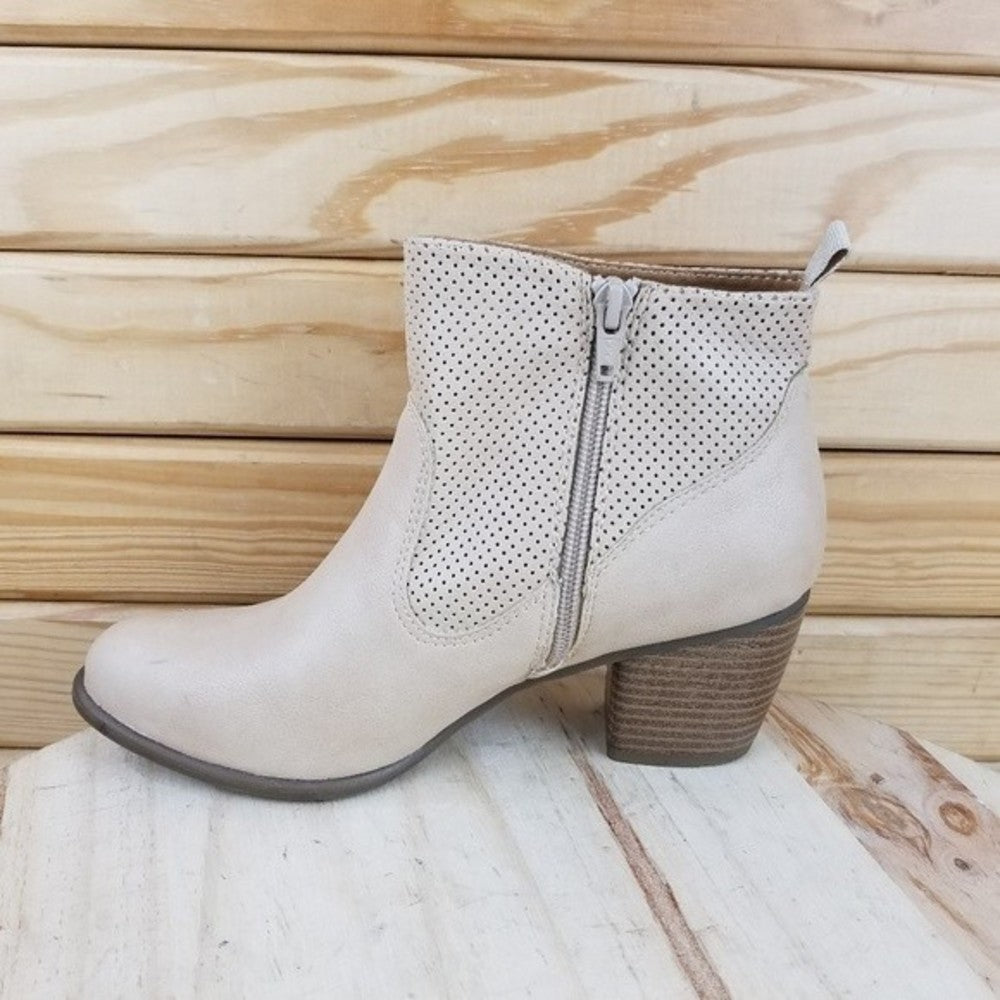 White Mountain Womens 7.5M Grace Beige Ankle Boots Shoes Side Zip Faux Leather