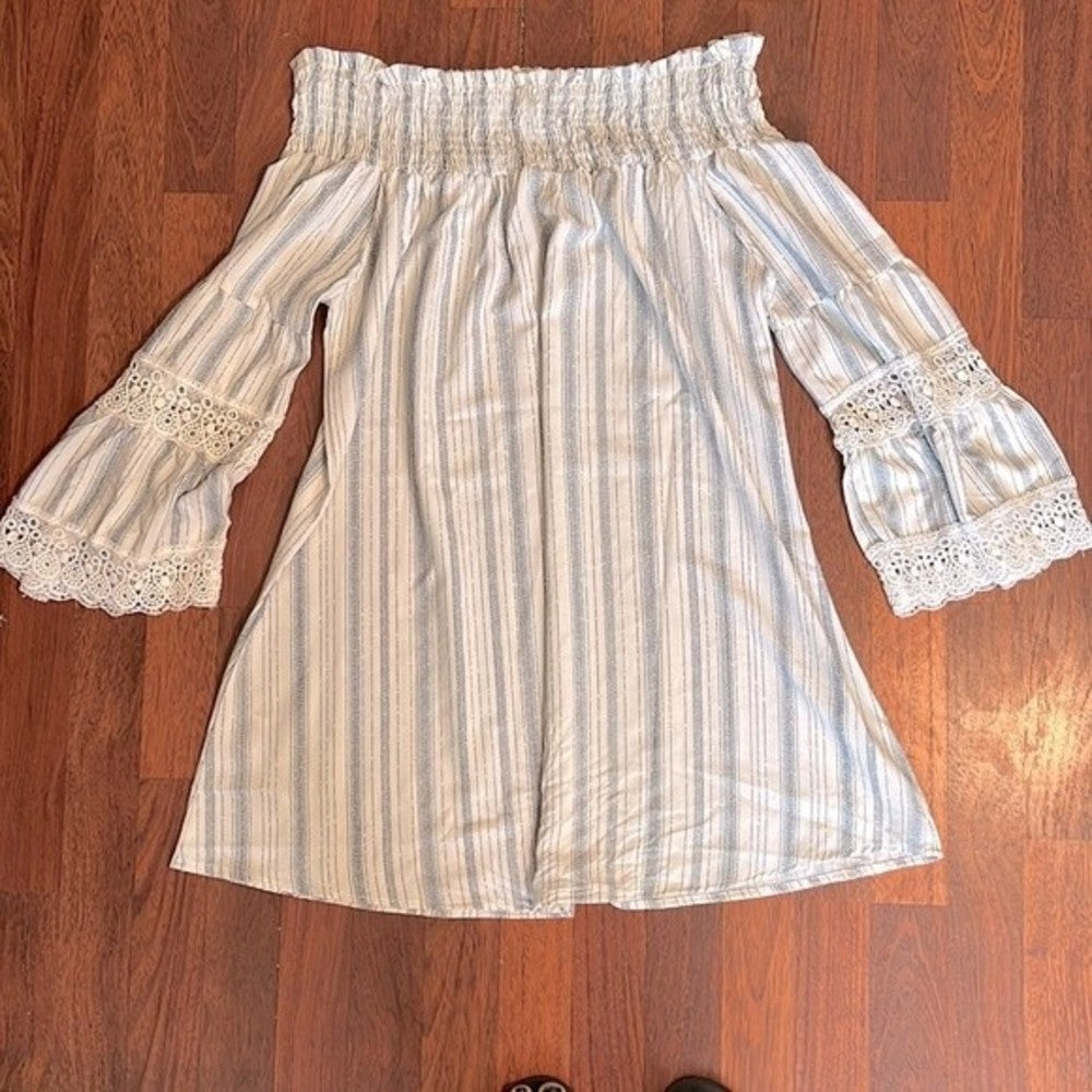 Gorgeous Bell Sleeved Striped A-Frame Off the Shoulder Midi/Mini Tunic size XL
