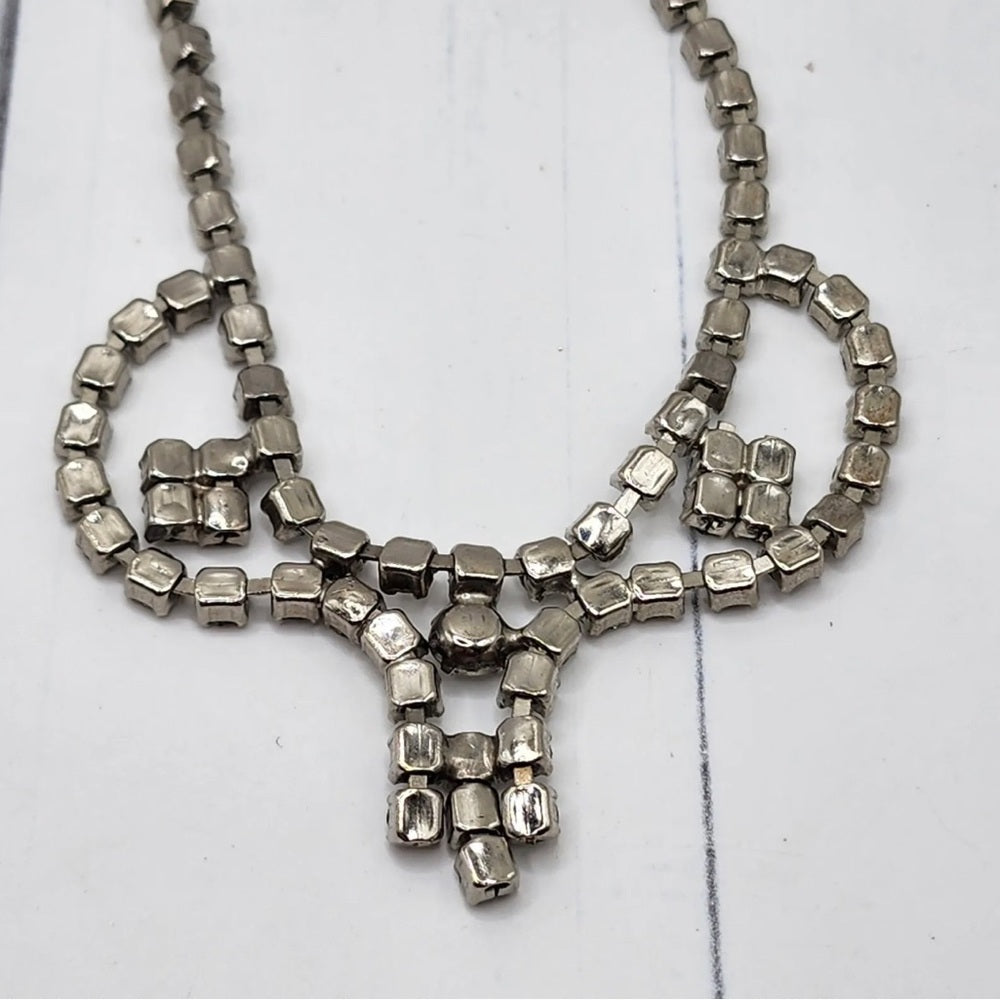 Vintage Silver Tone Rhinestone Art Deco Droplet Choker with hook closure