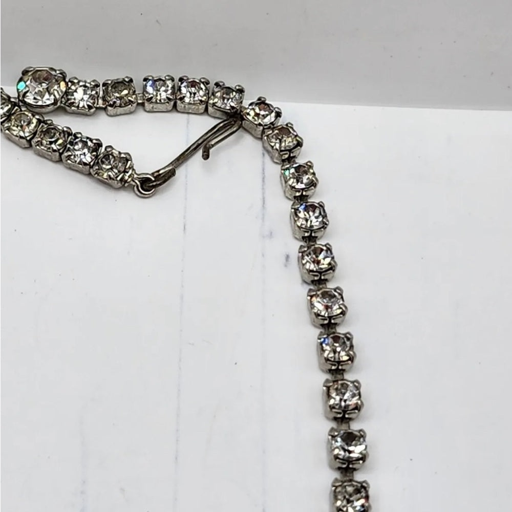 Vintage Silver Tone Rhinestone Art Deco Droplet Choker with hook closure