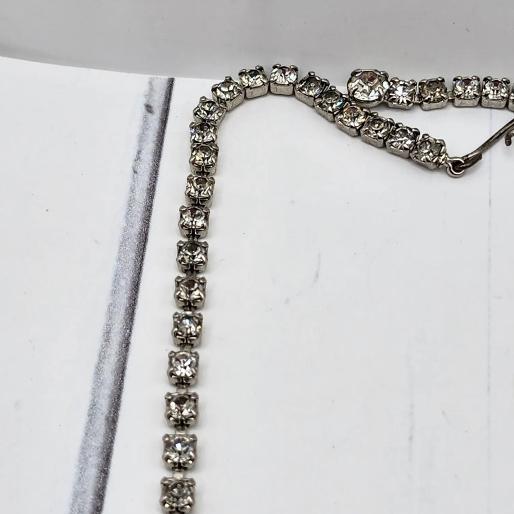 Vintage Silver Tone Rhinestone Art Deco Droplet Choker with hook closure