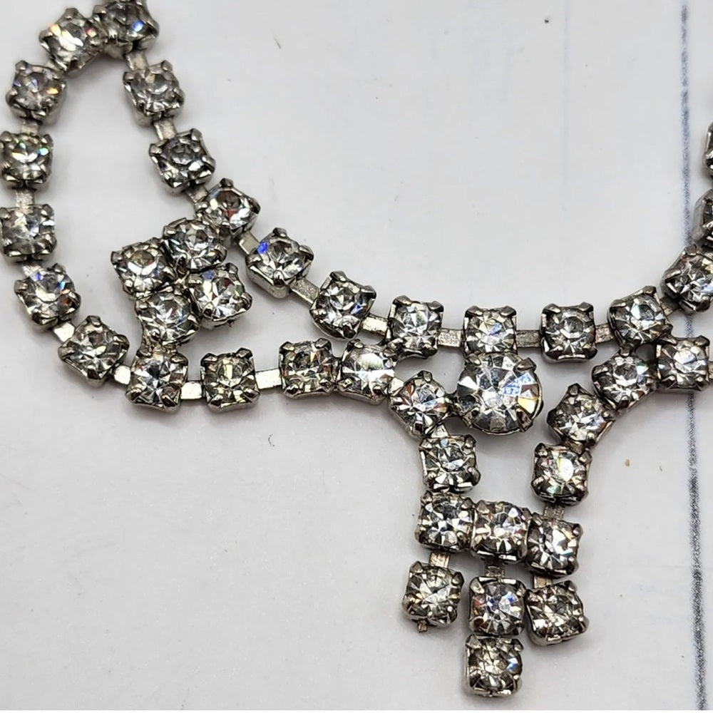 Vintage Silver Tone Rhinestone Art Deco Droplet Choker with hook closure
