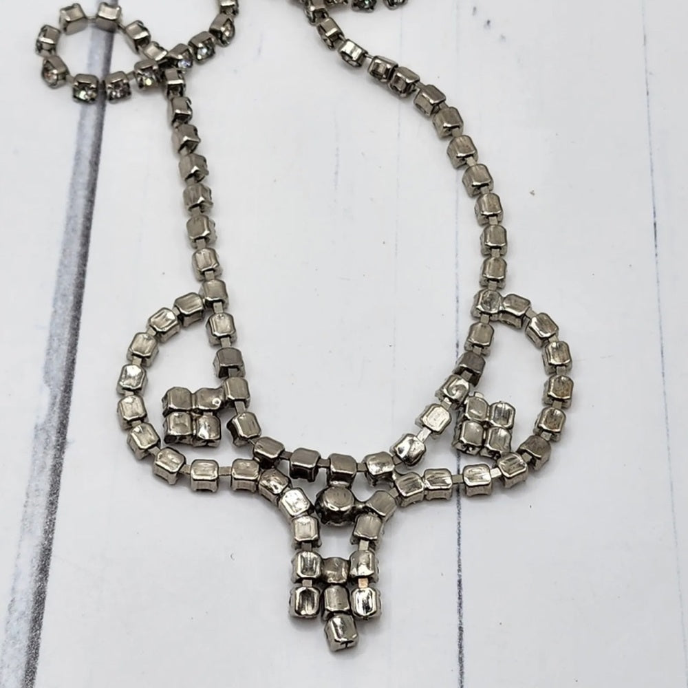 Vintage Silver Tone Rhinestone Art Deco Droplet Choker with hook closure