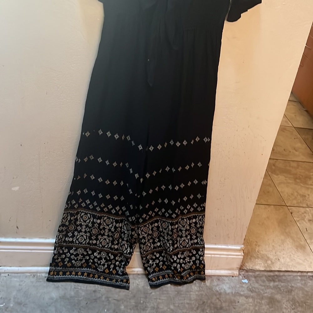 En Crème wide leg jumpsuit with tie front and paisley detail