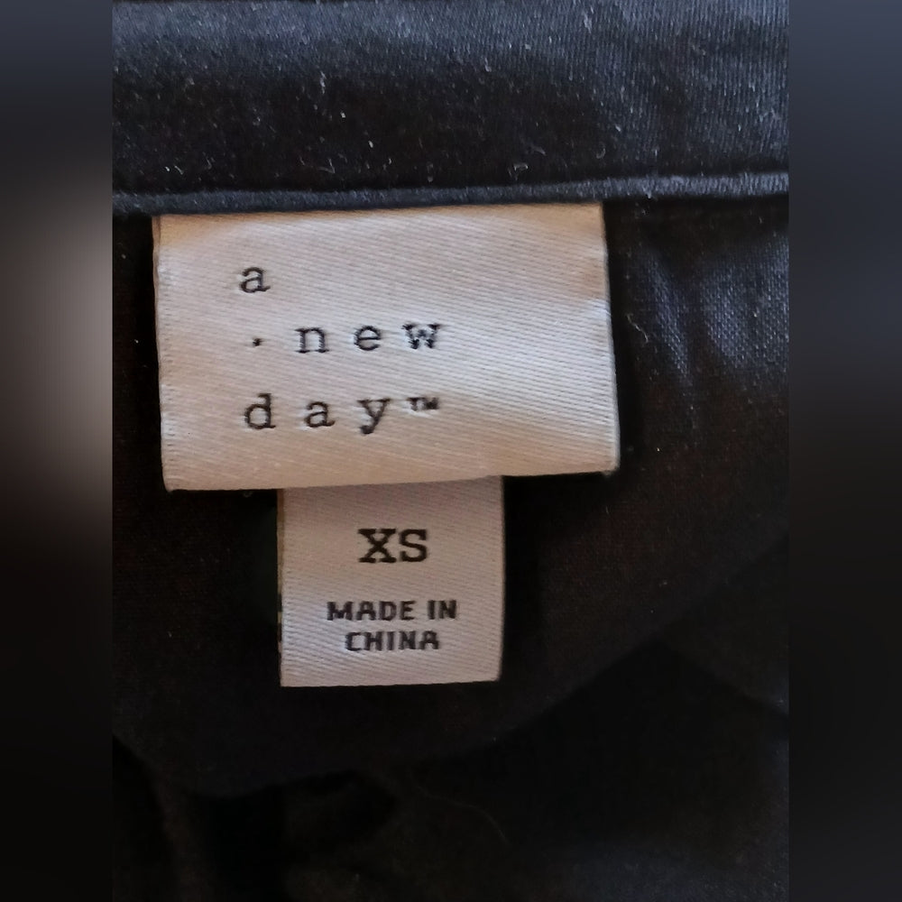 Women’s A New Day Short Sleeve Mixed Media Popover Top Ebony XS