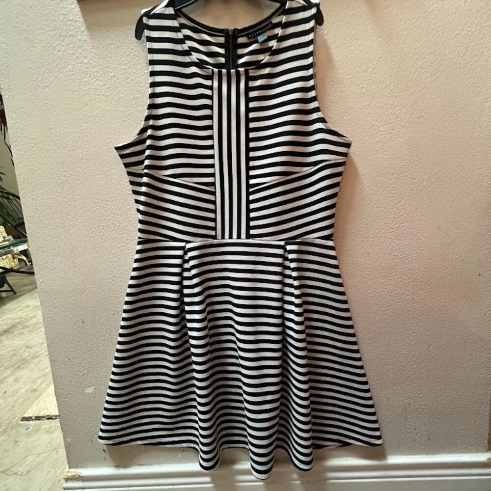 Attention Black White Striped Fit Flare Sleeveless Stretch Knit Dress XL
