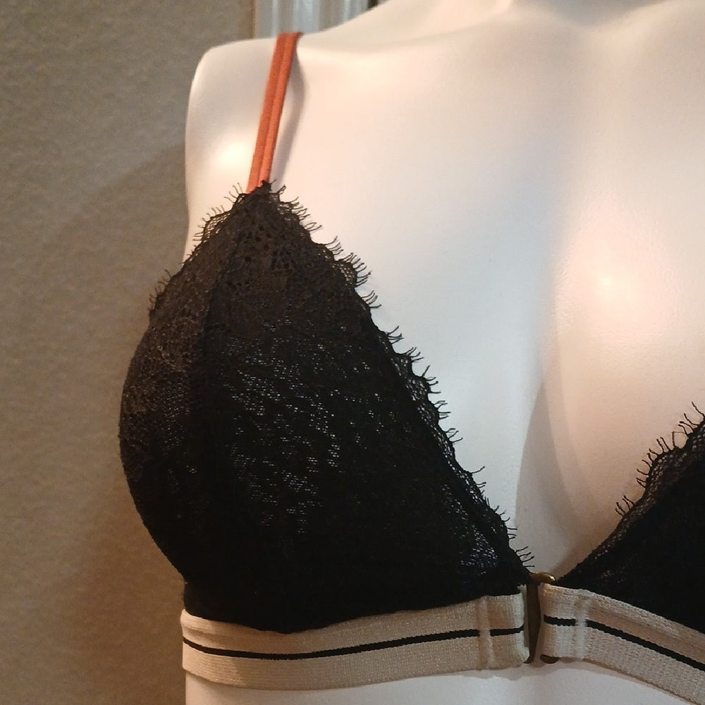 Source Unknown Black and Tan Lace Bralette