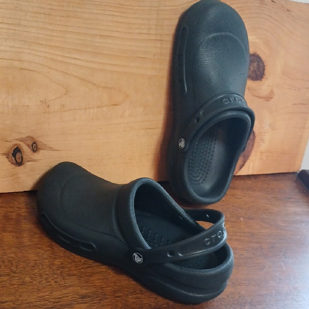 CROCS Black Sandals with Signature Comfort size: Men- 8, Women- 10