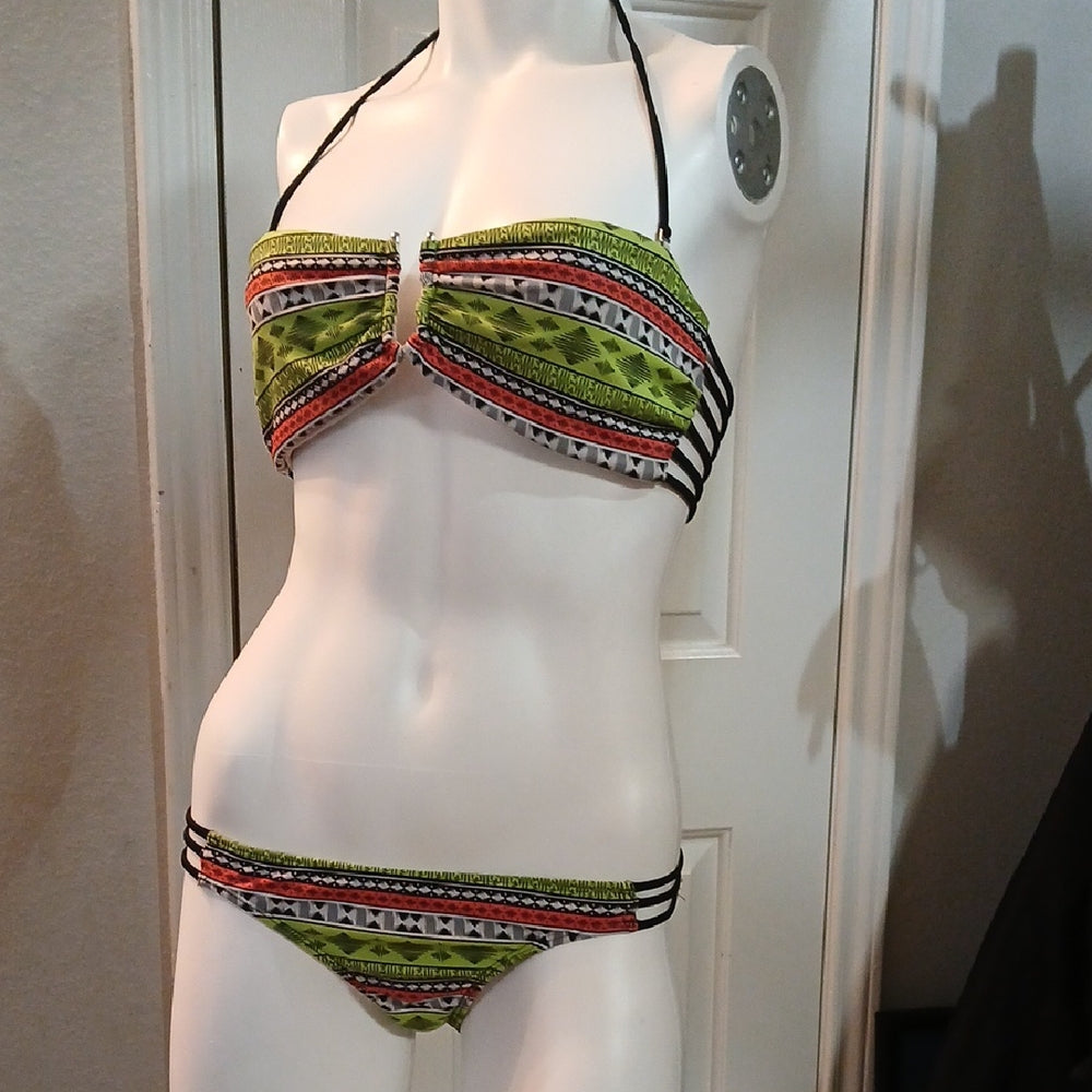 Green Patterned Bikini Set