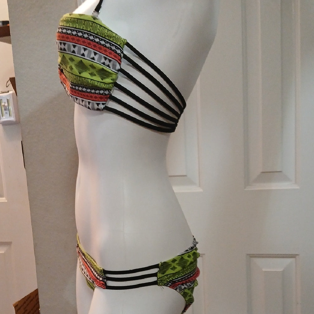 Green Patterned Bikini Set
