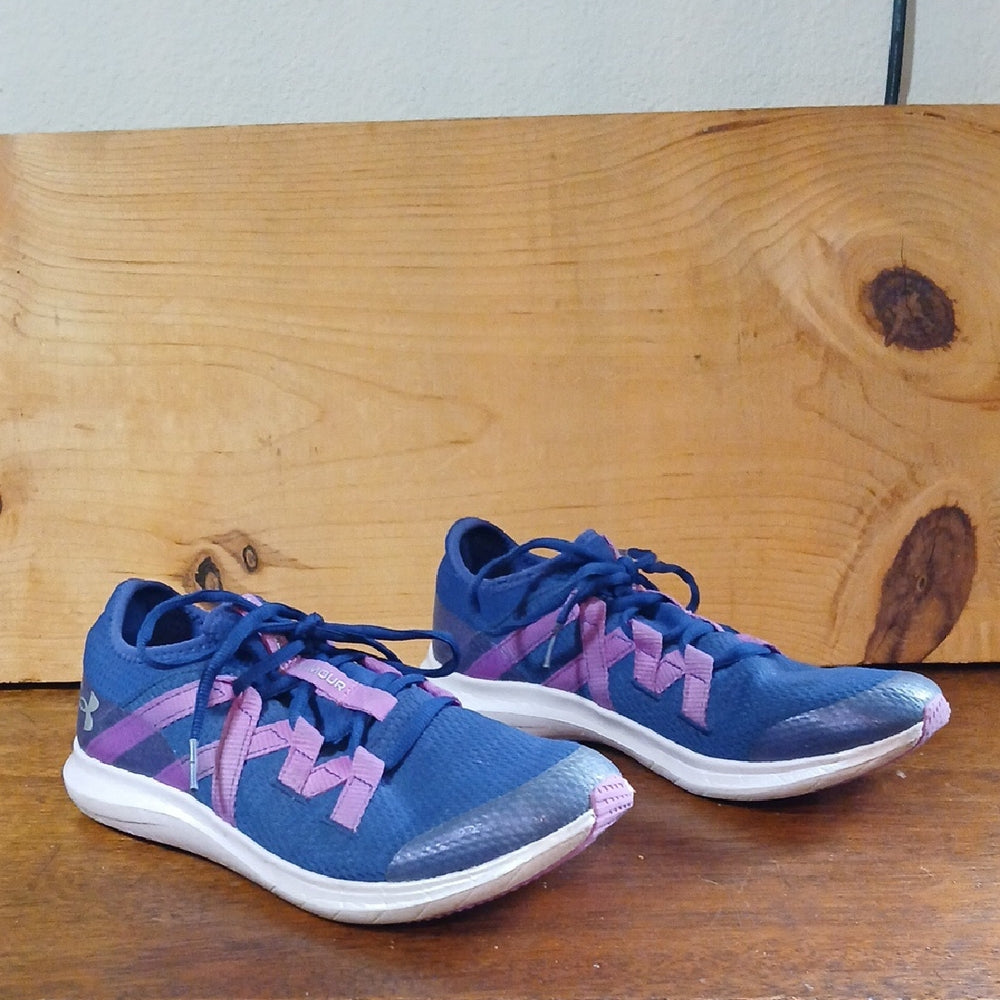 Under Armour Women's Athletic Shoes in Blue and Pink