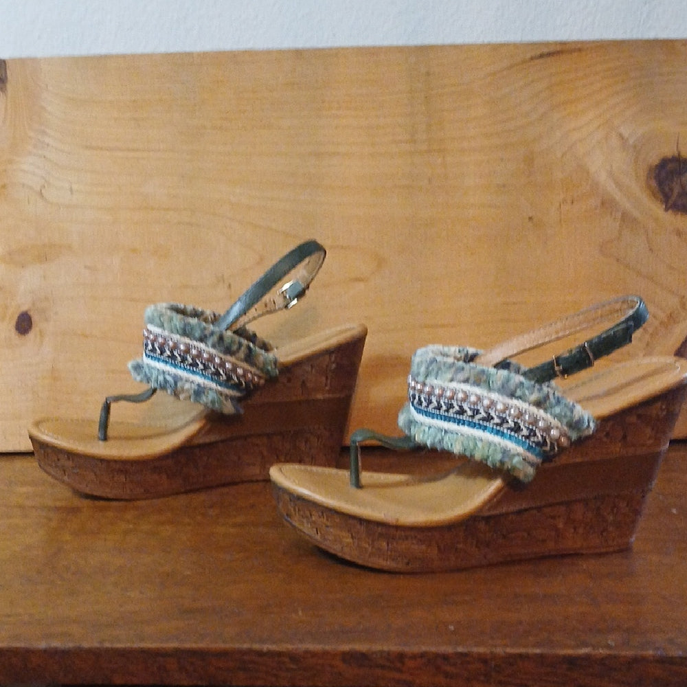 Forever 21 Green and Tan Woven Wedges 5 1/2