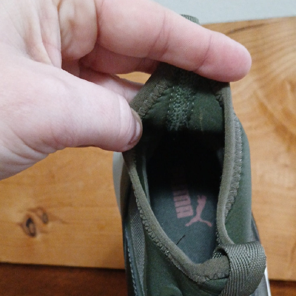 NWOT Puma Women's Olive Athletic Sneakers Size 6