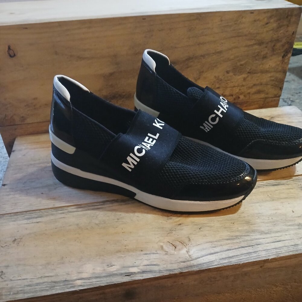 Michael Kors Felix Scuba and Mesh Sneaker Size 8