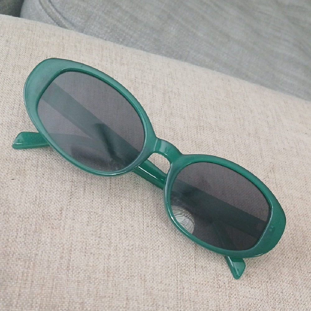 Vintage Stylish Green Oval Sunglasses