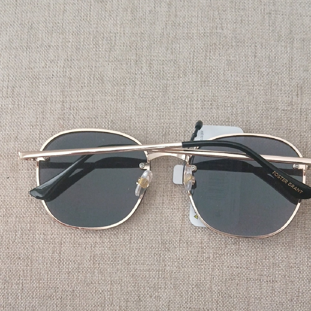 NWT Foster Grant Brown Frame Sunglasses