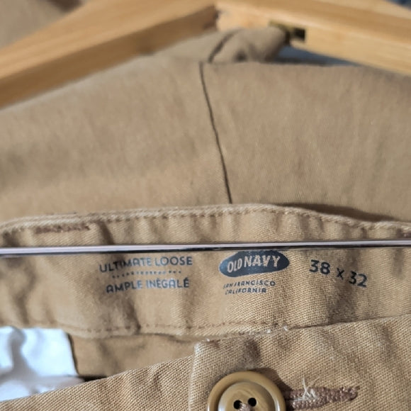 Old Navy Men's Cream Tan Cotton Chino Straight Leg Pants size 38 x 32