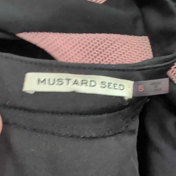 Mustard Seed Chic Pink and Black Mesh Crop Top/ Sports Bra size Small