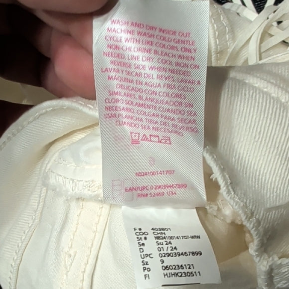 No Boundaries White Fringe Denim Shorts Women's 9 NWOT