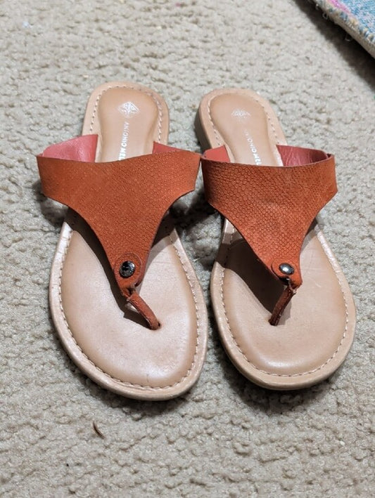 ANTONIO MELANI Orange and Tan Leather Thong Sandals Women's 8
