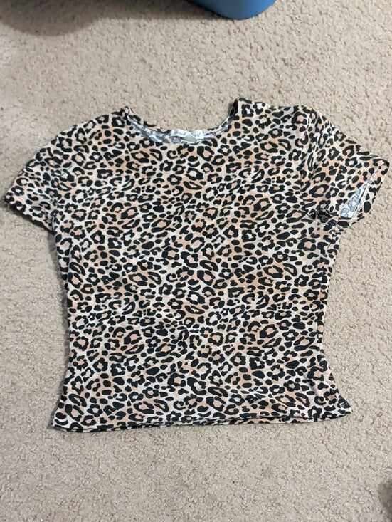 Y2K Derek Heart Leopard Print Short Sleeve Crop Top - Tan/Black Medium Retro