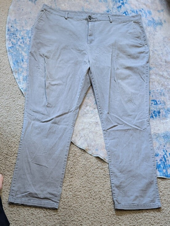 Old Navy Light Gray Men's Chino Pants - Straight Fit 42x32