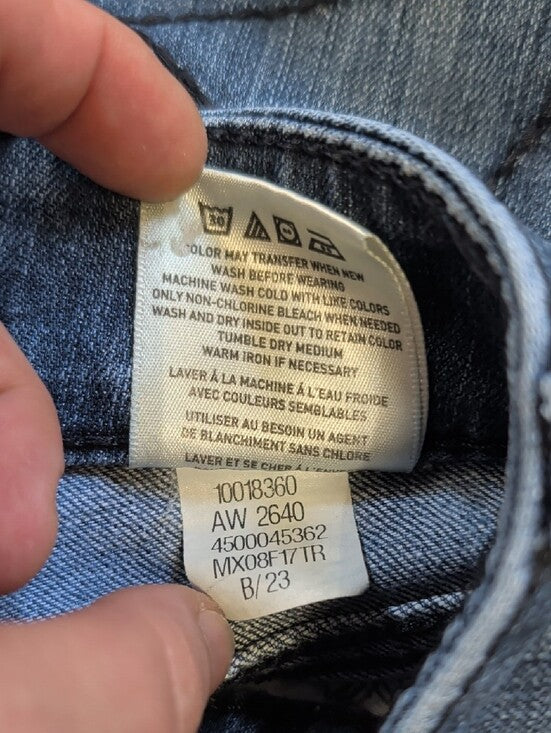 Ariat Women's Low-Rise Flare Jeans in Washed Blue Size 27 US