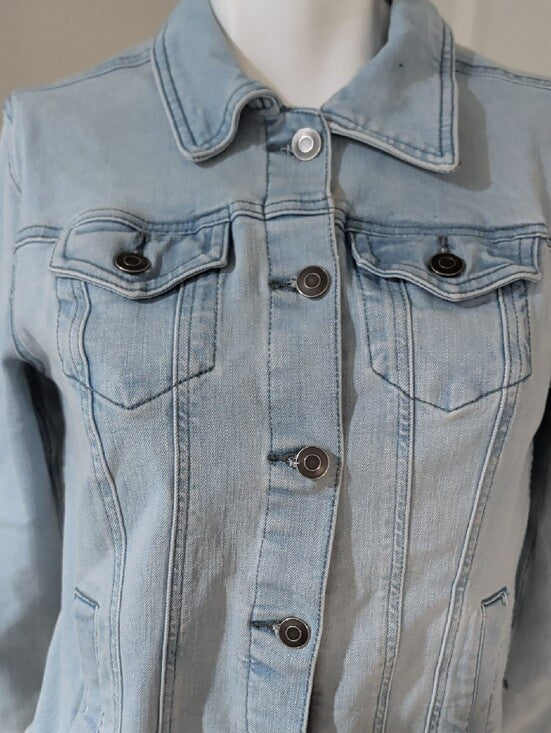 Time and Tru Light Wash Stretch Denim Jacket Women's Small