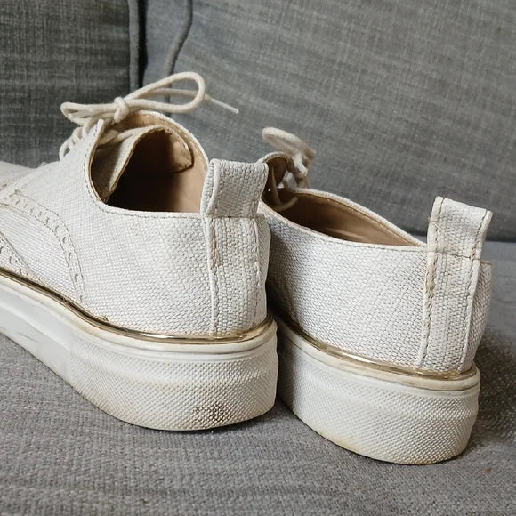 Perugia Stylish Cream Lace-Up Sneakers size 6.5 US/ 37 EU