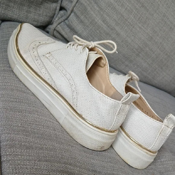 Perugia Stylish Cream Lace-Up Sneakers size 6.5 US/ 37 EU