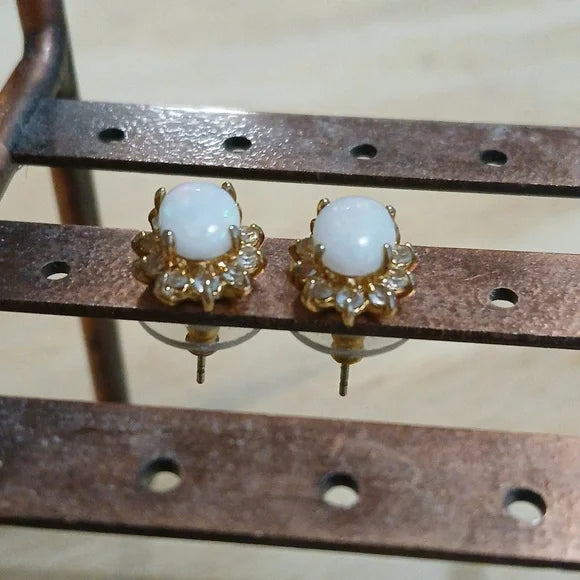 Elegant Gold and White Opal Stud Earrings