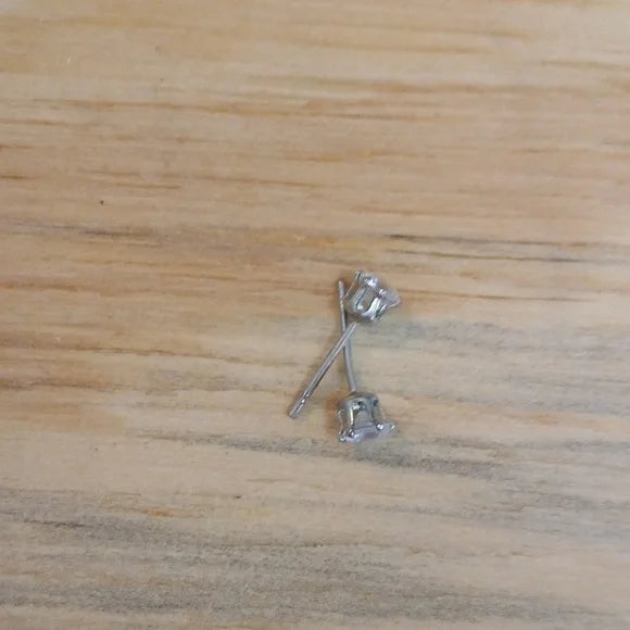 Elegant Small Stud Earrings Set