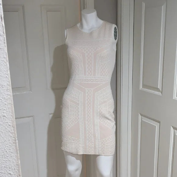 Carmen Marc Valvo Ivory Lace Mini Dress S