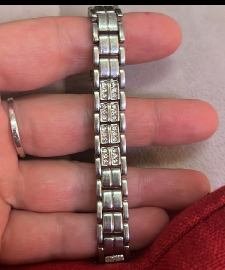 Retro Silver Tone Rhinestone Prong Art Deco Droplet Choker