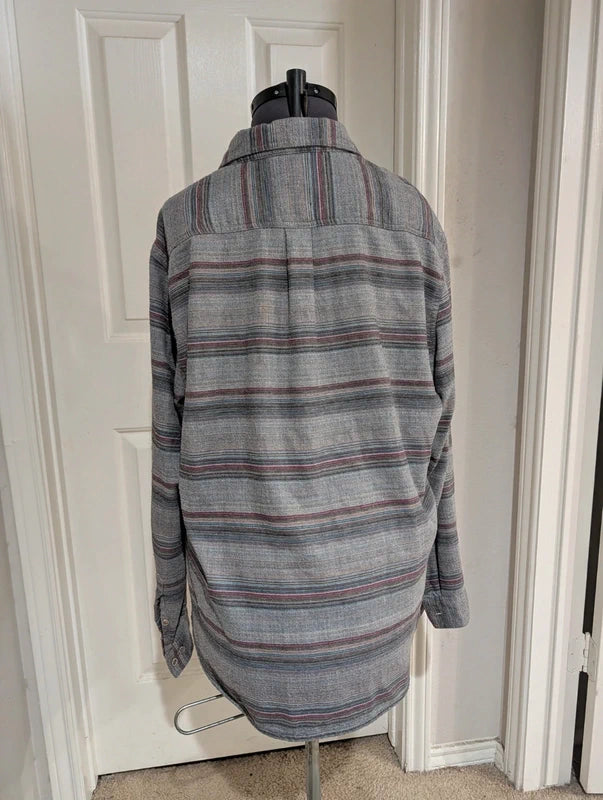 Carbon2Cobalt Men's Gray & Purple Striped Button Down Shirt Medium