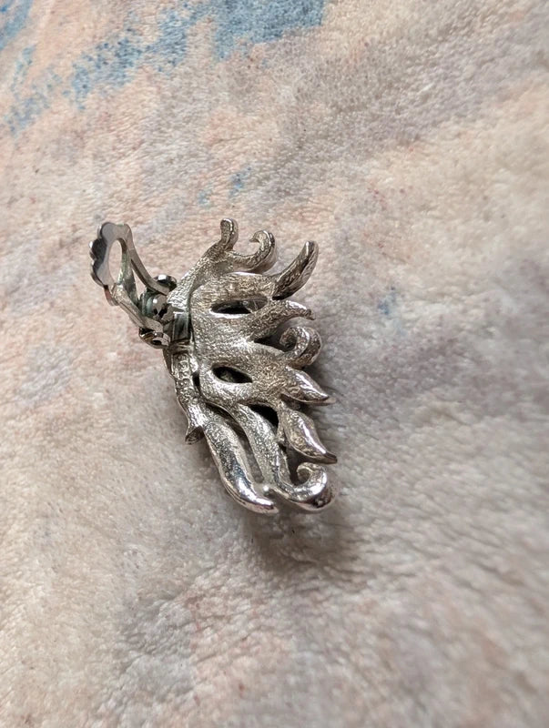 VTG Signed Boucher Wing Clip-On Earrings Silver Tone Nature Leaf Swag Polished
