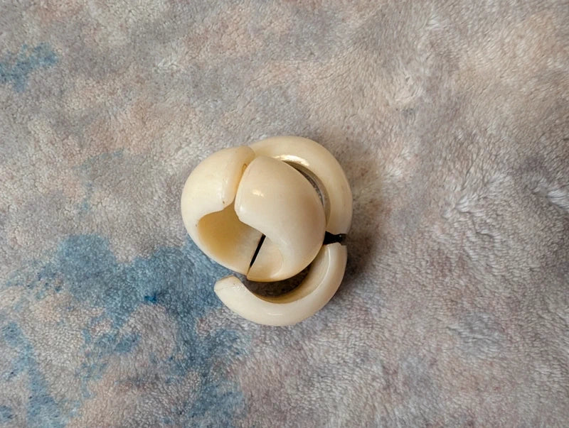 Vintage Modernist White Thick Hoop Clip-On Earrings Retro Costume Jewelry