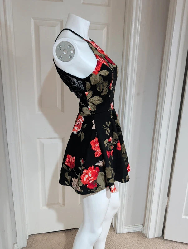 Windsor Women’s Black & Red Floral Lace Back Skater Romper Medium