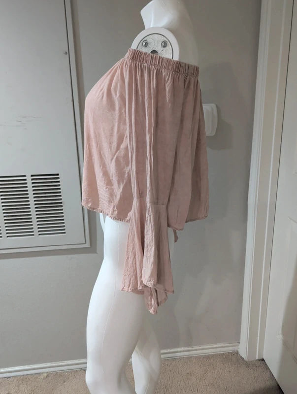 Polly Esther Pale Pink Cropped Bell Sleeve Blouse Women's Medium