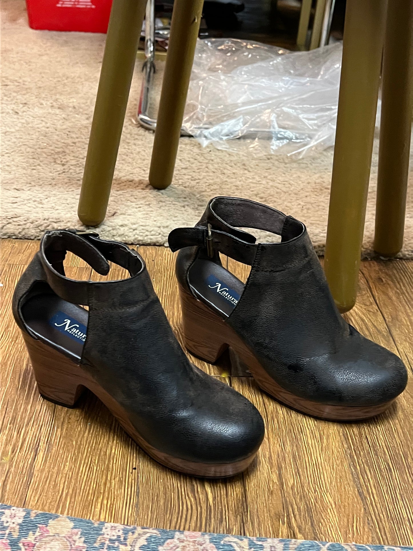 Natural Reflections Ancora Black Wedge Clog Ankle Boot size 7.5