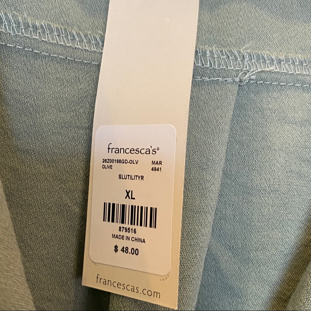 NWT TRIXXI clothing company Romper Francesca's NWT green shorts wrap XL